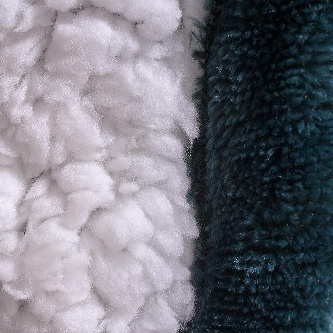 Harry Potter: Unisex Slytherin Oversized Blanket Hoodie - Comfortable Sherpa fleece lining and pockets